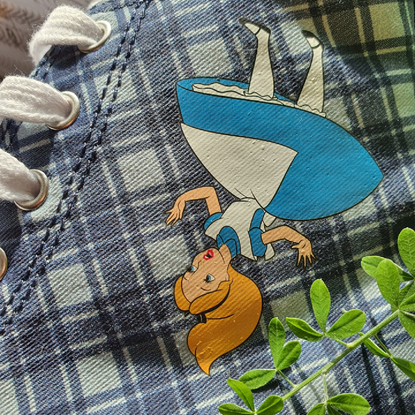 👣