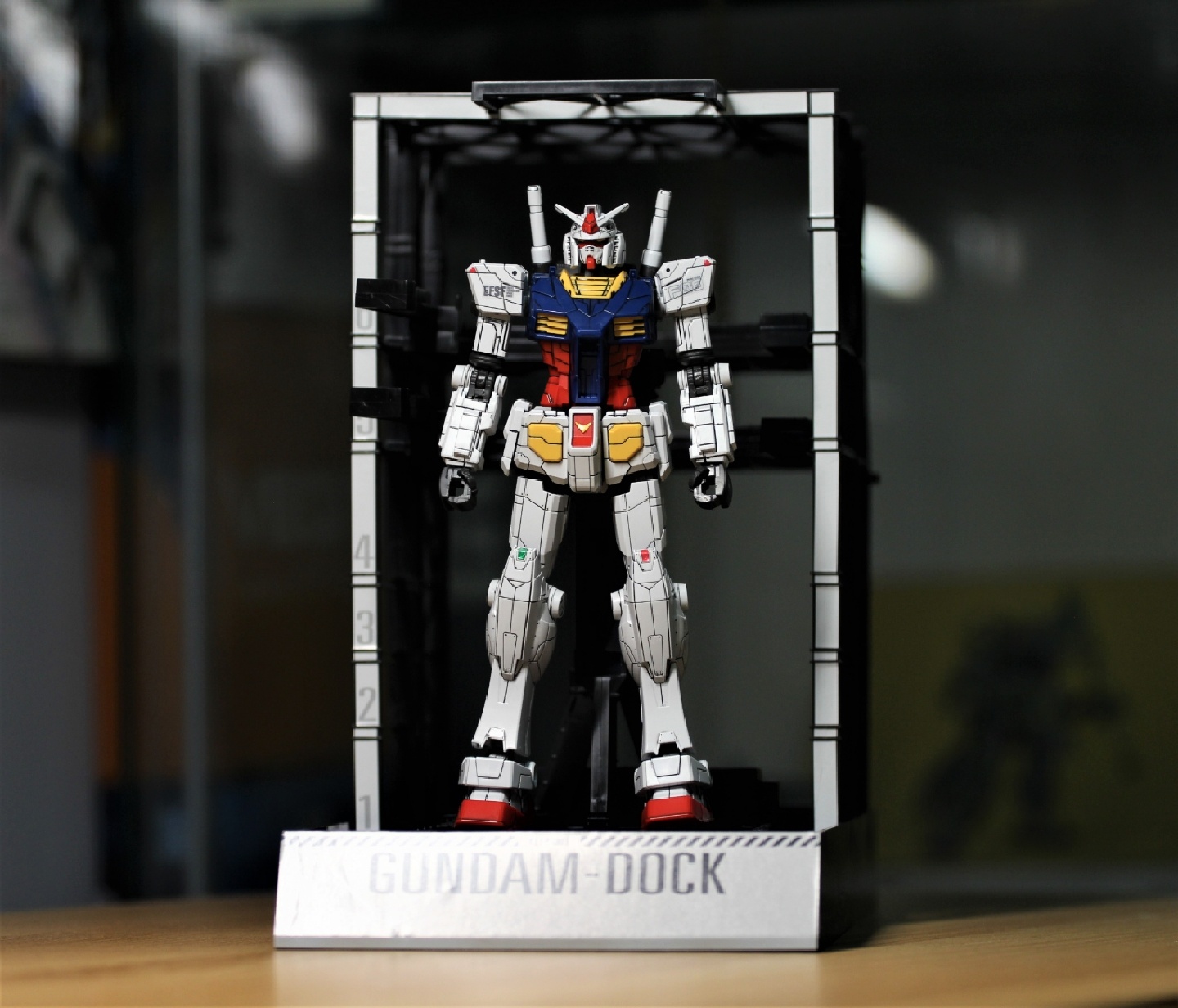 GUNDAM FACTORY YOKOHAMA 
1/144 RX-78F00 GUNDAM&DOCK