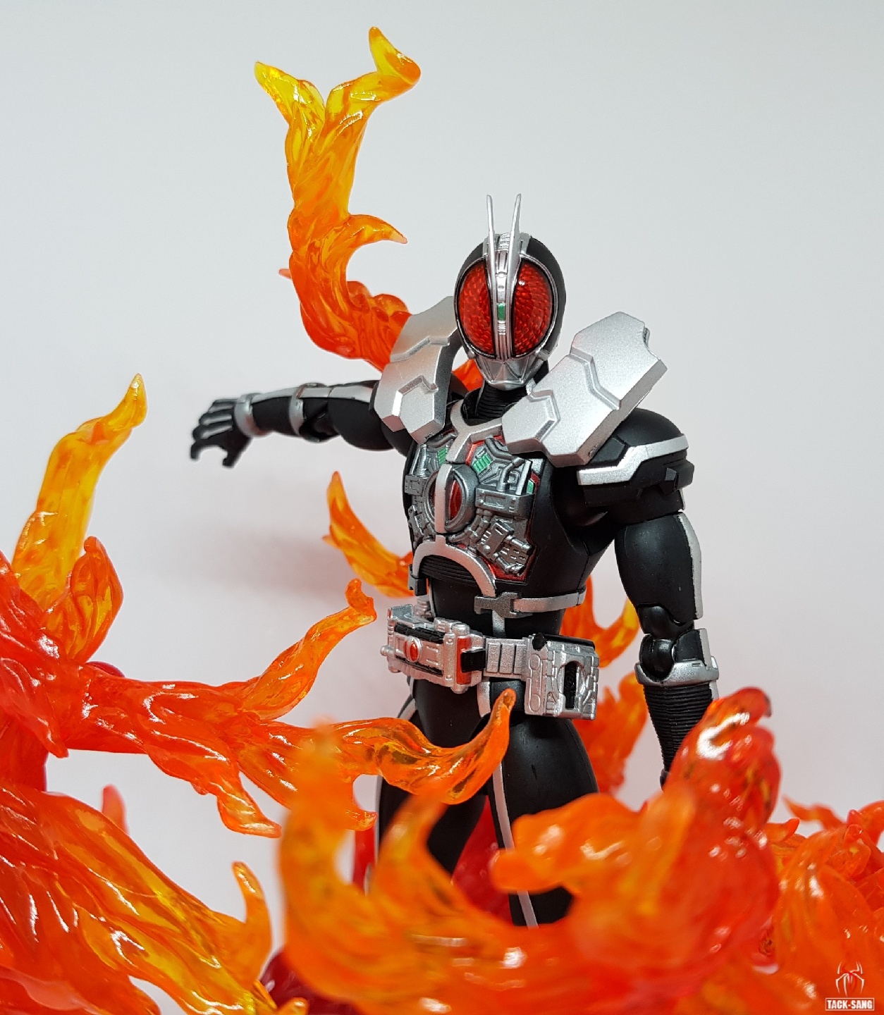 S.H.Figuarts 가면라이더 파이즈 엑셀폼