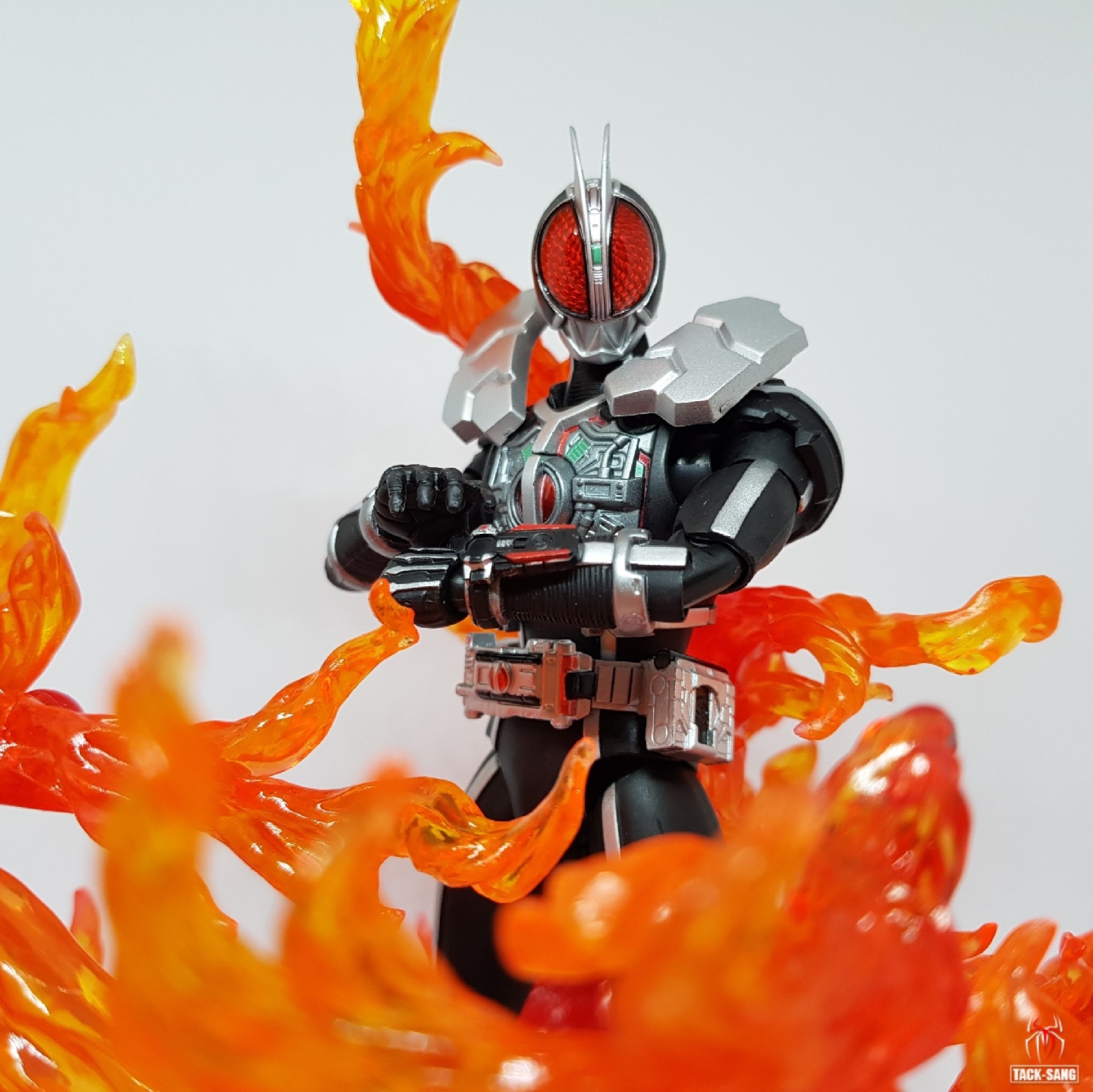 S.H.Figuarts 가면라이더 파이즈 엑셀폼