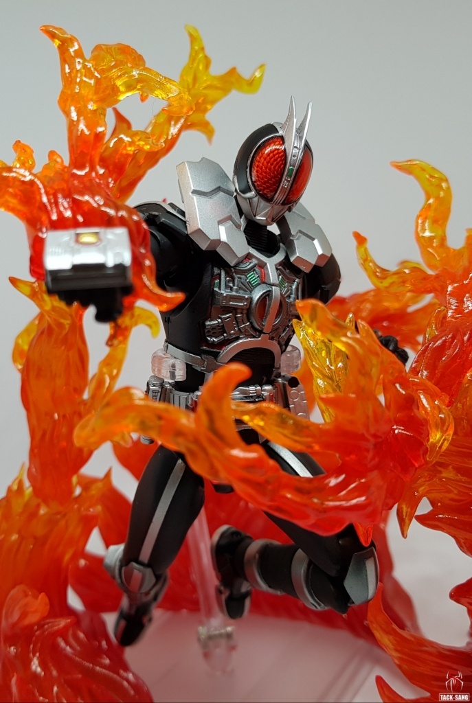 S.H.Figuarts 가면라이더 파이즈 엑셀폼