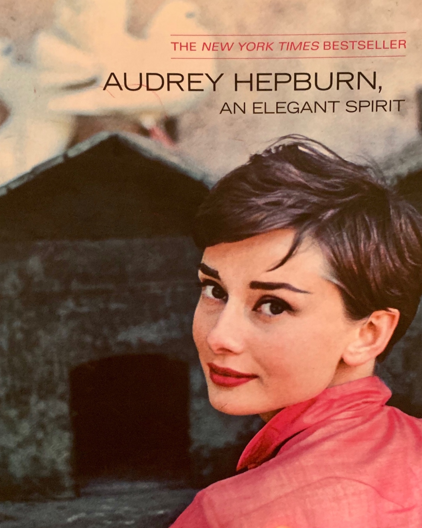 <Audrey Hepburn, an elegant spirit> 책