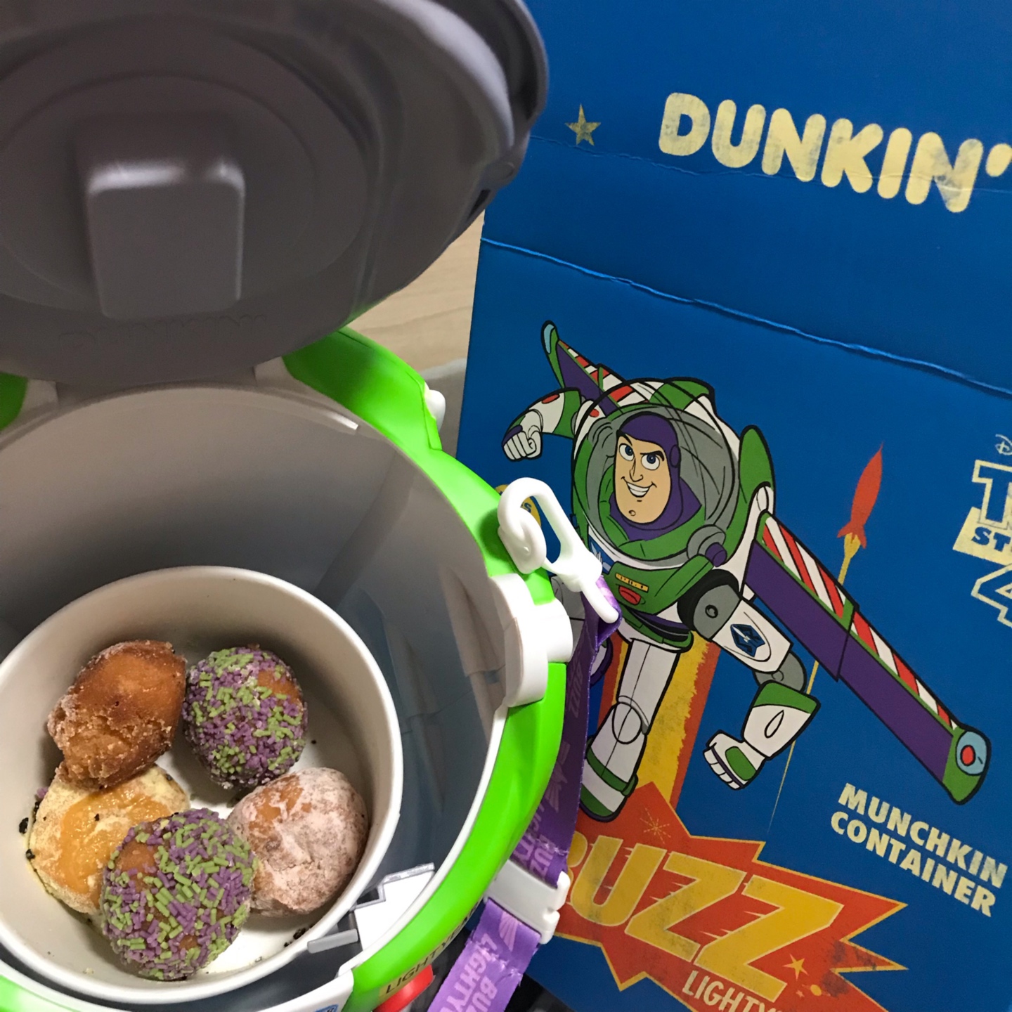 🍩던킨도너츠 버즈 먼치킨 컨테이너🚀