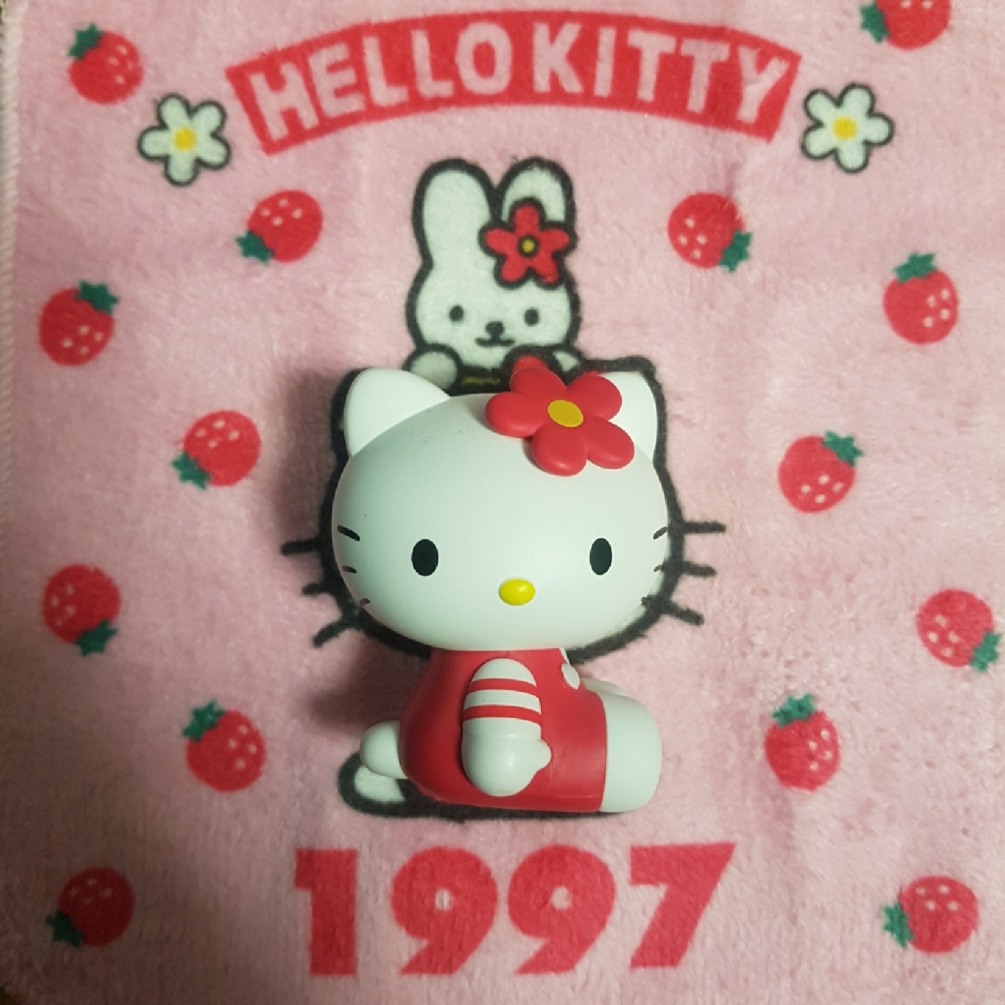 팝마트 키티 피규어