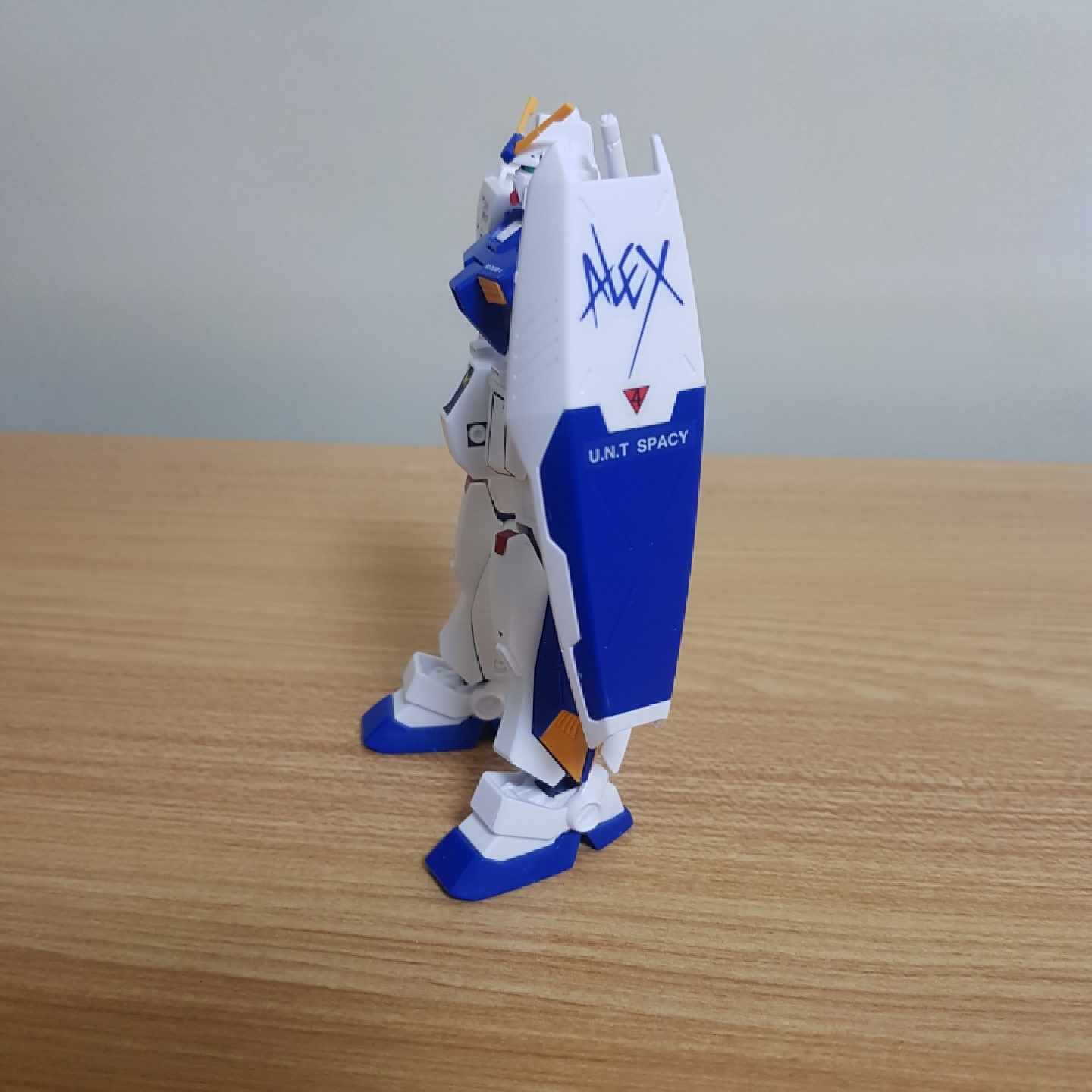 hguc 건담 NT1 알렉스