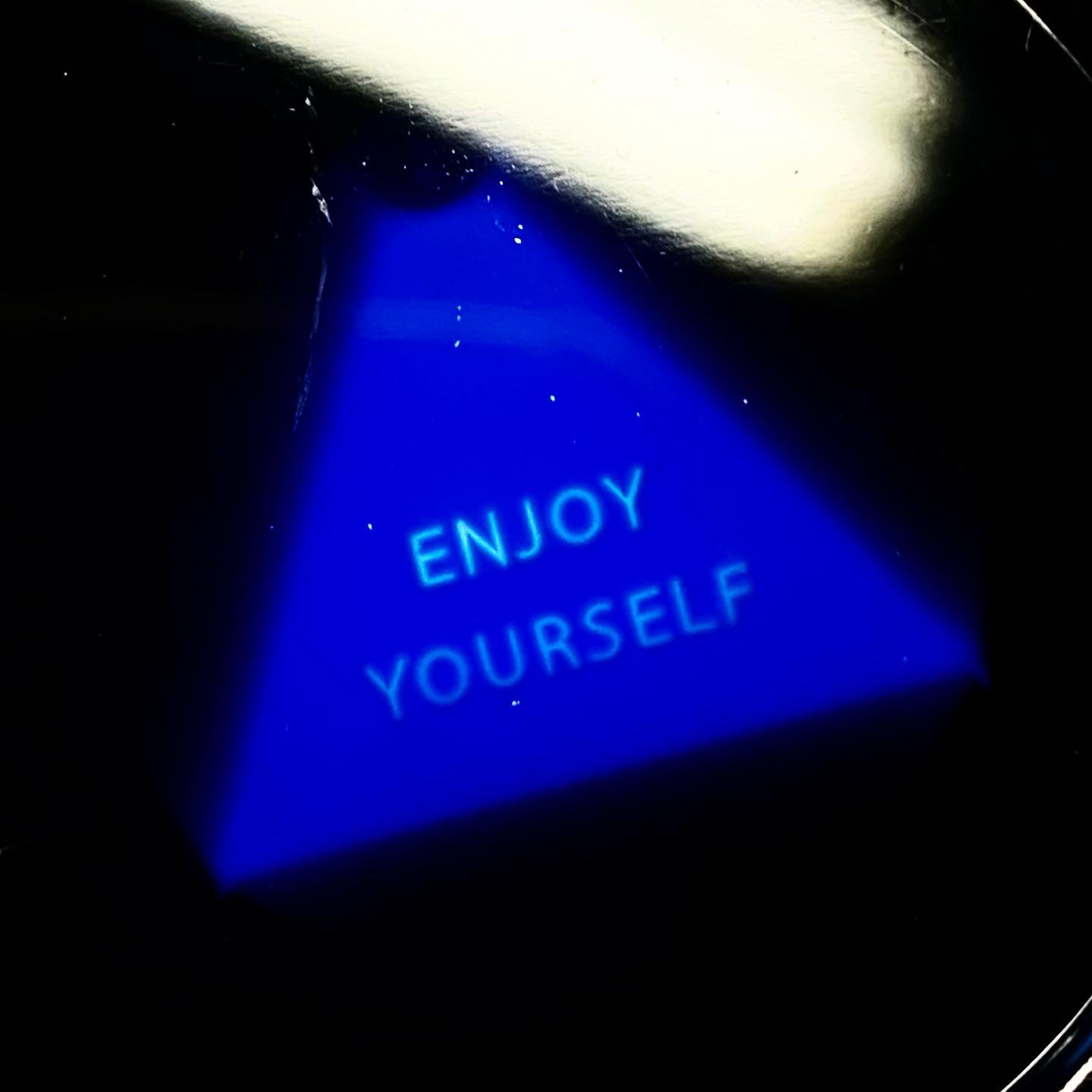 Stüssy
 Magic 8 Ball Floater