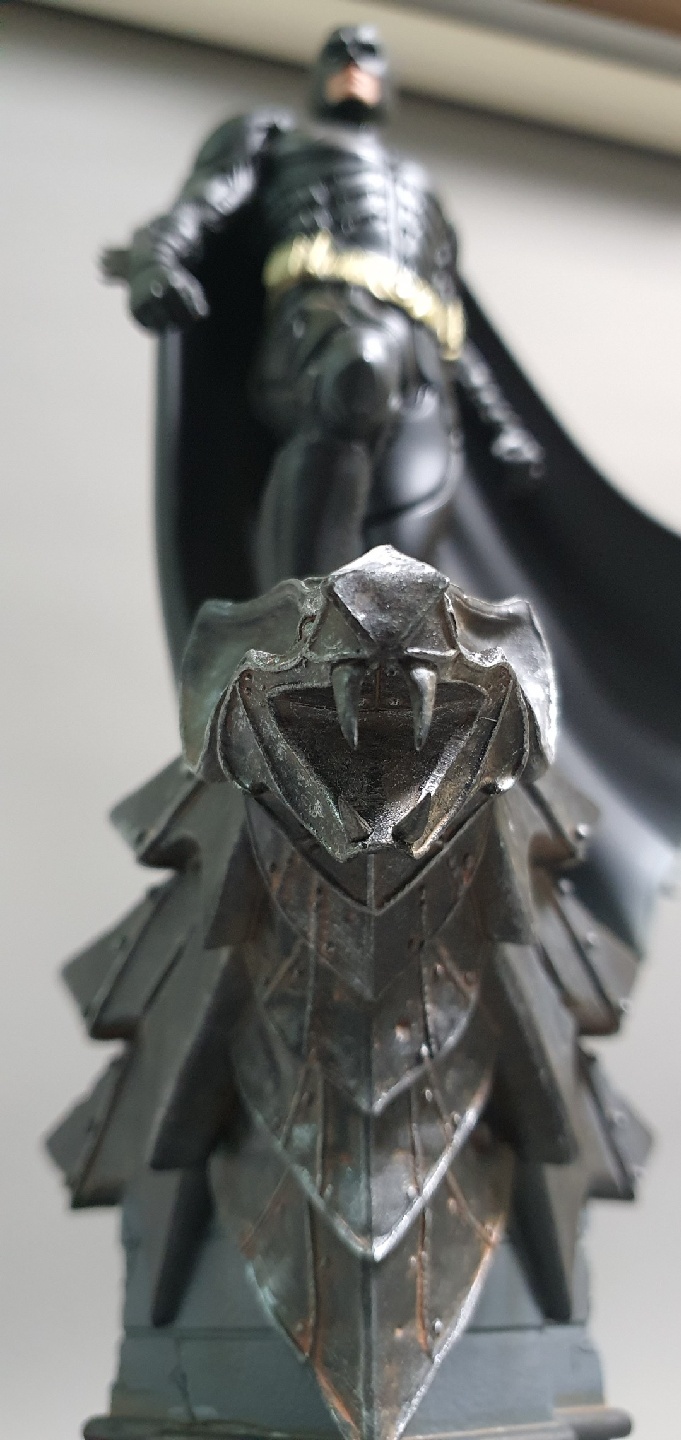 배트맨
THE  DARK KNIGHT