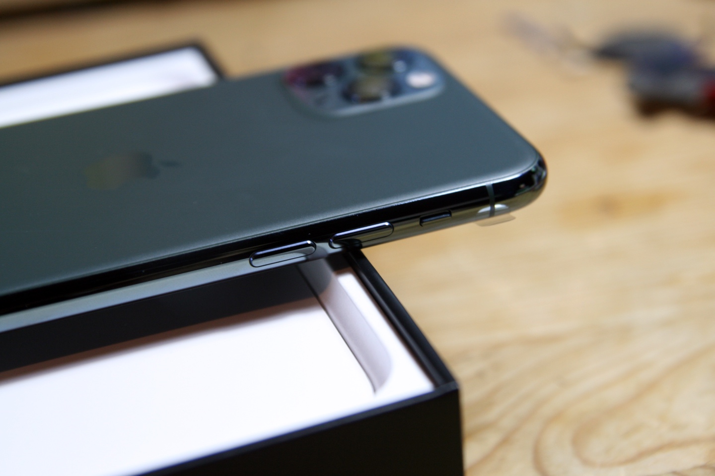 😆 아이폰 11 프로 256 GB 🥰
(미드나잇 그린)