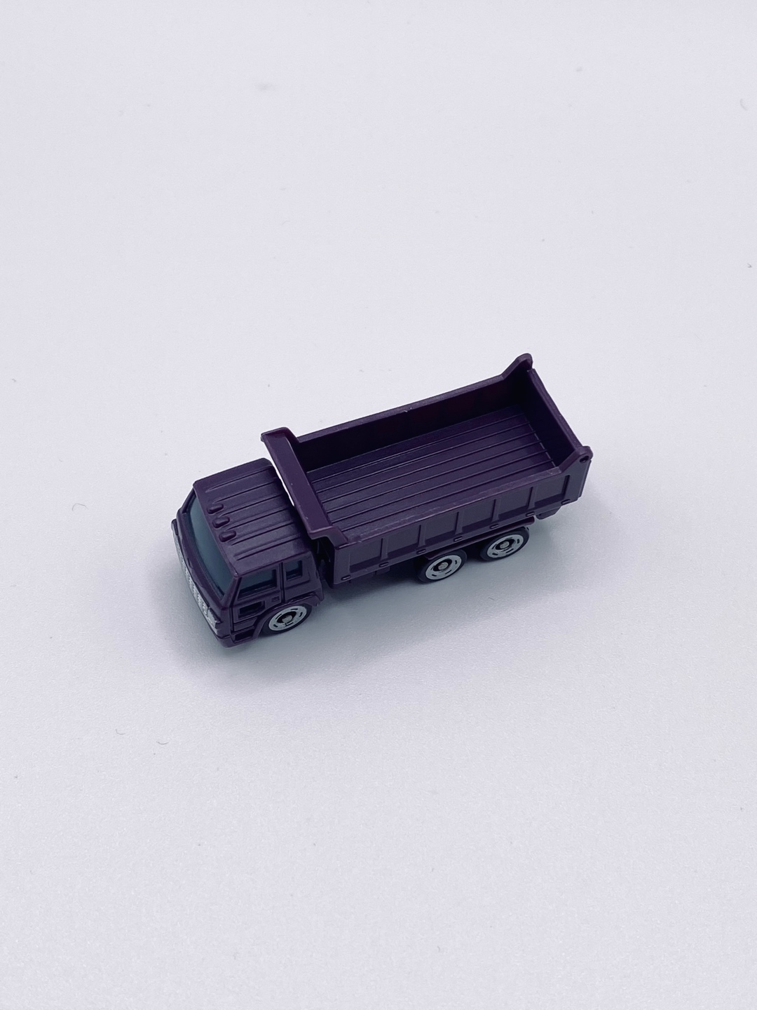 [takara tomy arts] isuzu giga full trailer dump truck
