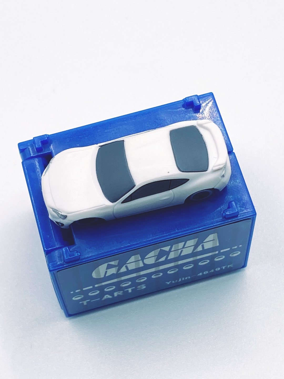 [takara tomy arts] 컨테이너 안 자동차