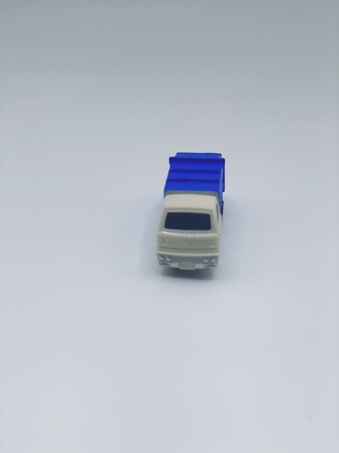 [takara tomy arts/gacha] mitubishi fuso canter refuse truck