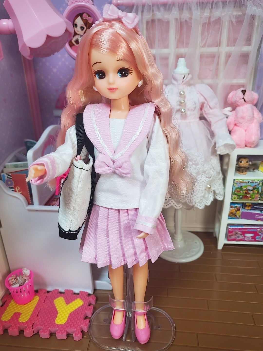 난..유니폼을 너무 사랑하는둣 해요❤
교복입은 너희들 너무 사랑스럽당❤