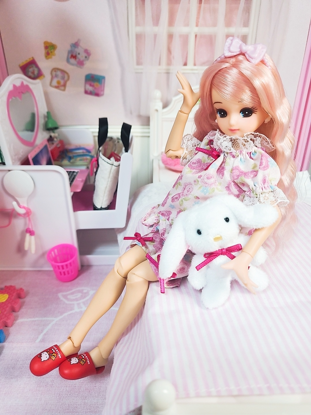 음~너무 완벽한 투톤캐슬리카♡새 핑크플라워잠옷이 찰떡이네요^^