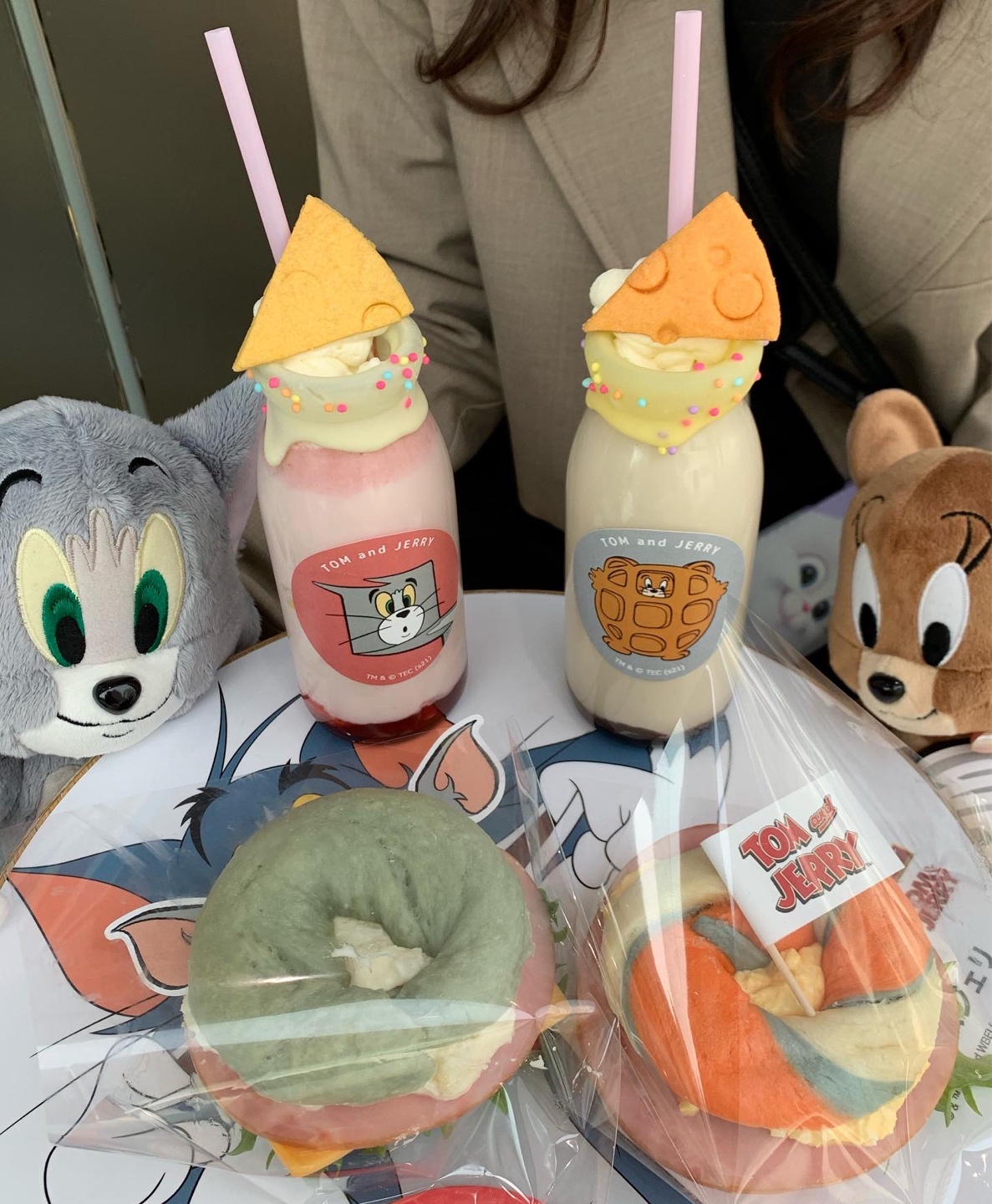 톰과 제리 베이글 런치 🥯🥛