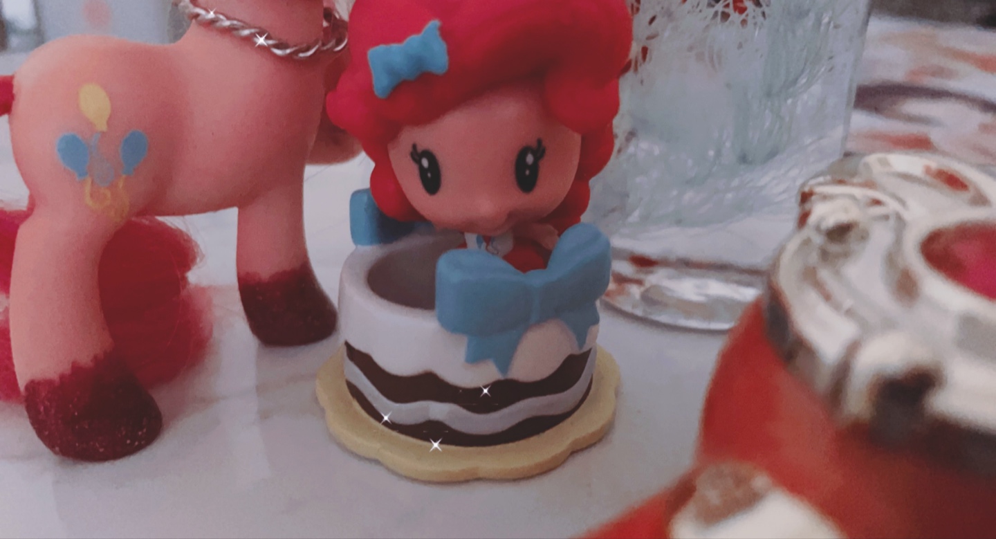꧁ 𝙿𝚒𝚗𝚔𝚒𝚎 𝚙𝚒𝚎 ꧂