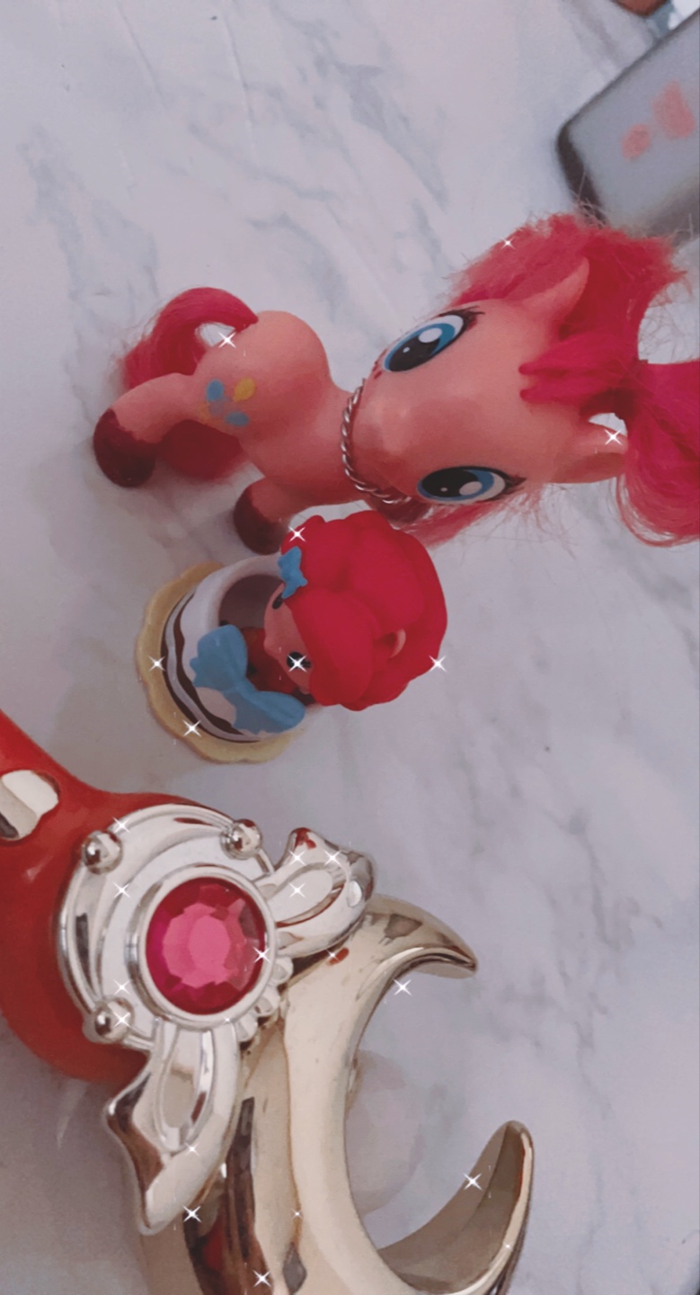 ꧁ 𝙿𝚒𝚗𝚔𝚒𝚎 𝚙𝚒𝚎 ꧂