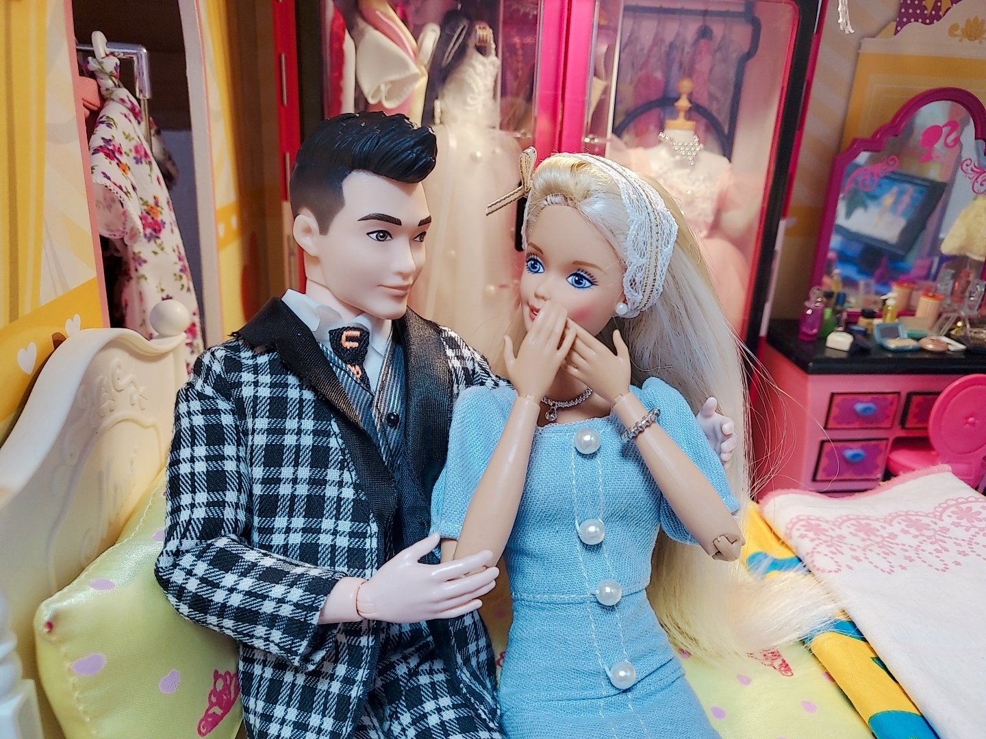 아니 위층이고 아래층이고 왜케 불타올라?
너희 증말 너무 꽁냥꽁냥인거 아니니?!