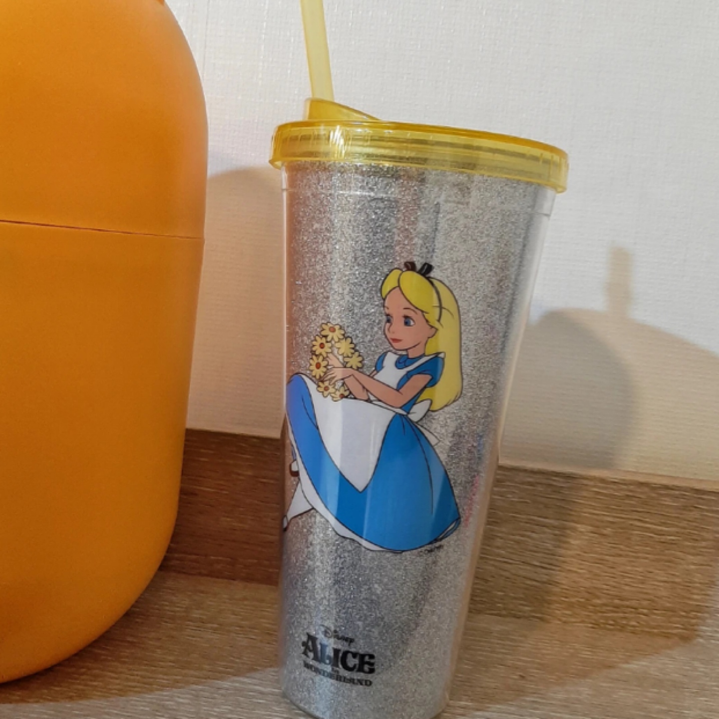 앨리스텀블러