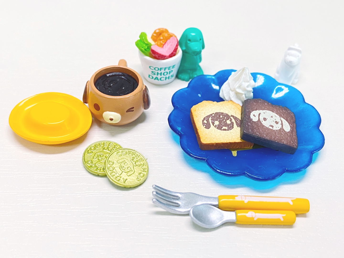 주말에 닥스훈트 카페에서 쉬다가세요🐾☕️