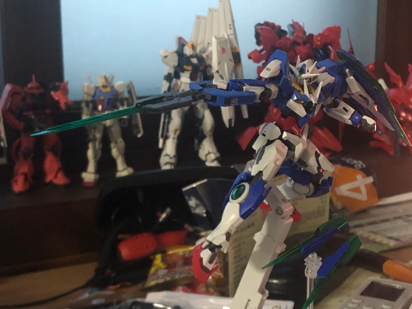 Rg 퀀터00