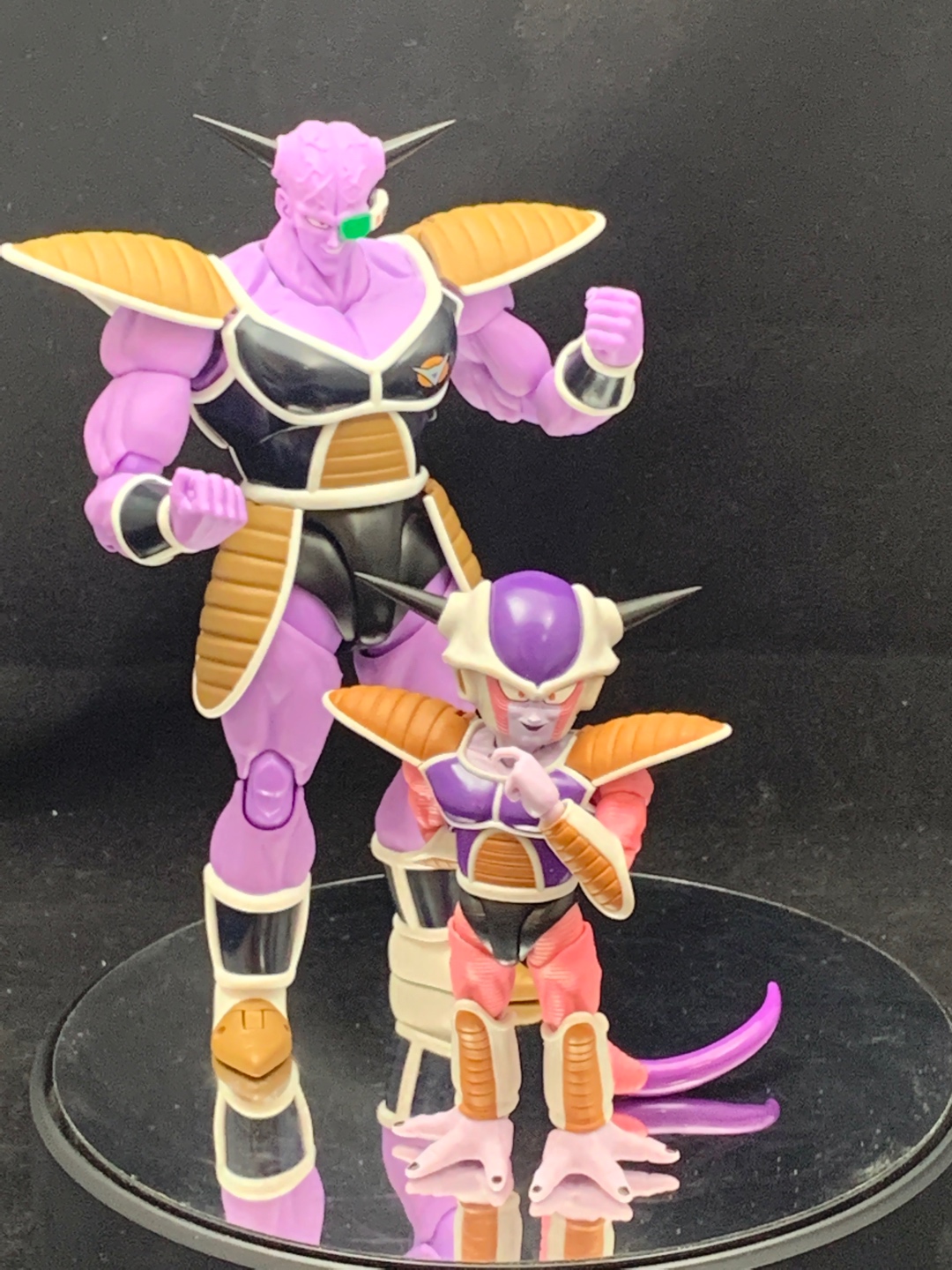 반다이 S.H.Figuarts 드래곤볼Z 프리더 & 프리더 포드