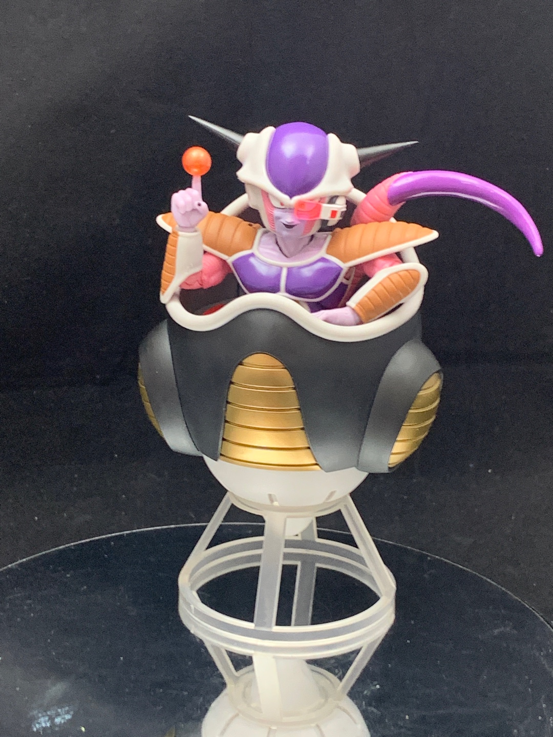 반다이 S.H.Figuarts 드래곤볼Z 프리더 & 프리더 포드