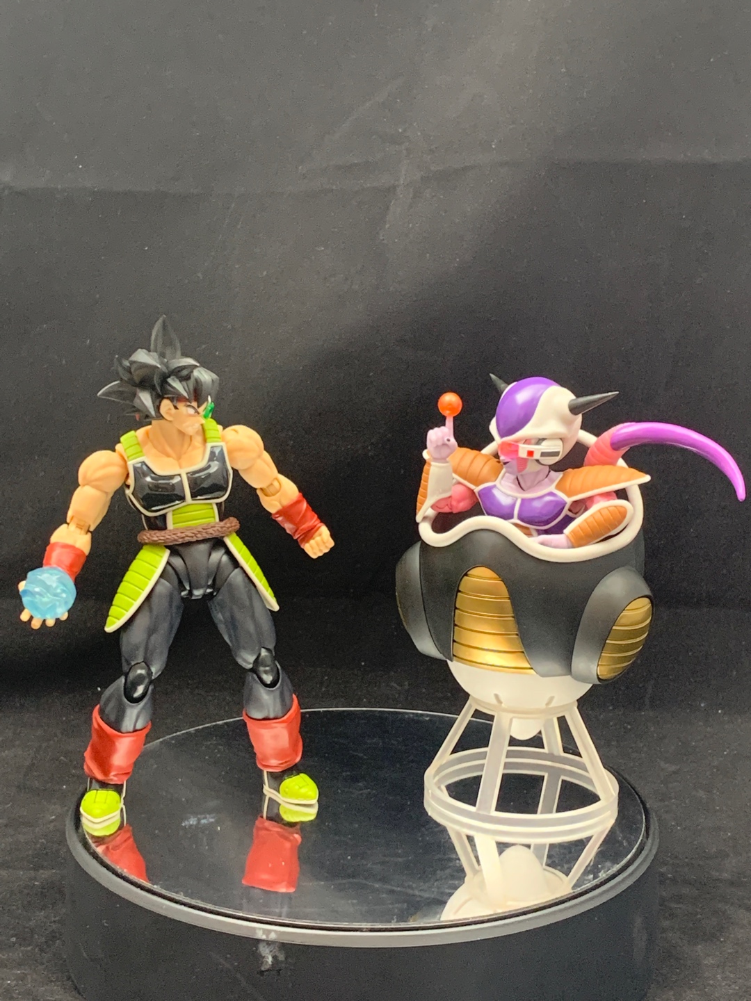 반다이 S.H.Figuarts 드래곤볼Z 프리더 & 프리더 포드
