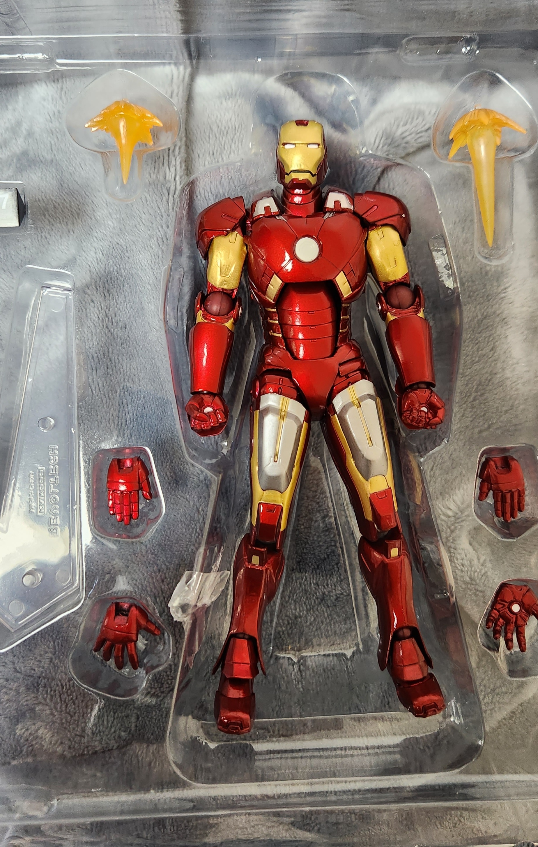 레가시오브리볼텍] LR-041 어벤져스 - 아이언맨 마크7 | 콜리(Colley)