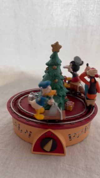 2007 Hallmark Ornament