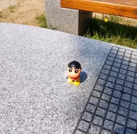 짱구 산책한다